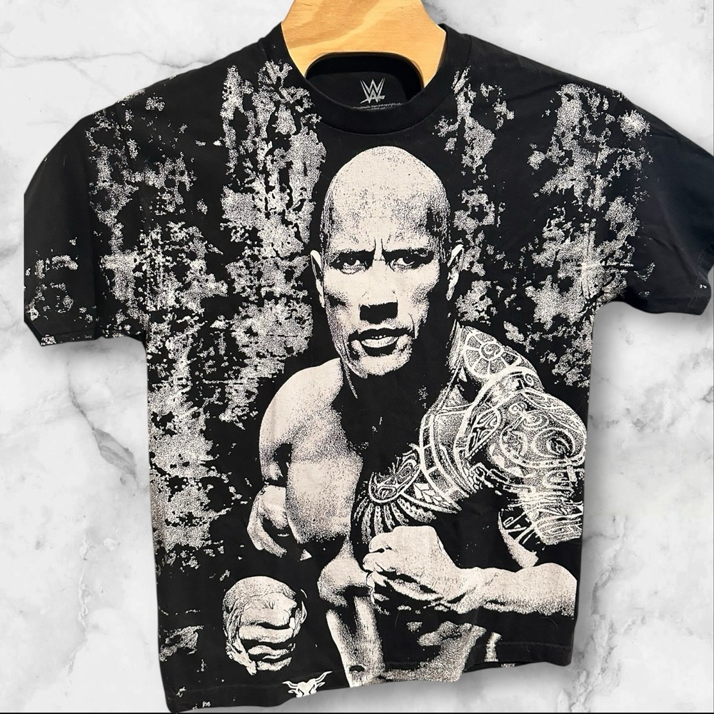 The Rock Shirt Mens Large Camo‎ WWE Ripple Junction Graphic Print Wrestling